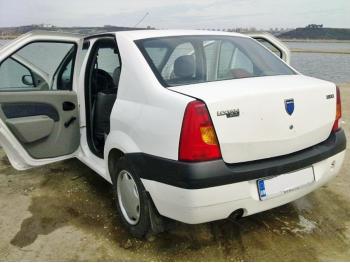 imagine dezmembrez-Dacia-Logan-avariat-29212.htm