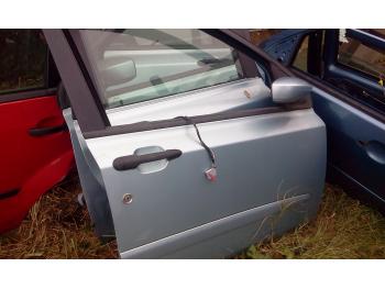 imagine dezmembrez-Fiat-Punto-avariat-26491.htm
