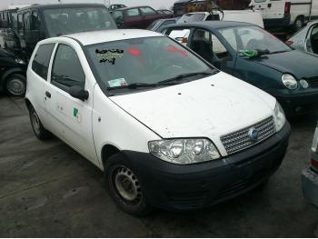 imagine dezmembrez-Fiat-Punto-avariat-26852.htm