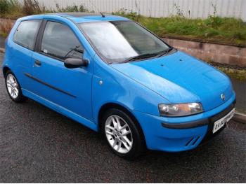 imagine dezmembrez-Fiat-Punto-avariat-26935.htm