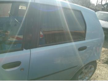 imagine dezmembrez-Fiat-Punto-avariat-29066.htm