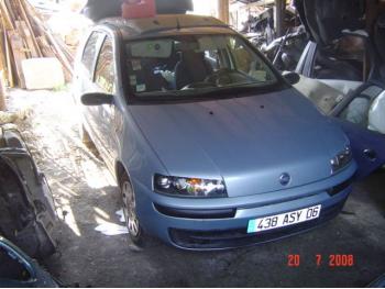 imagine dezmembrez-Fiat-Punto-avariat-413.htm