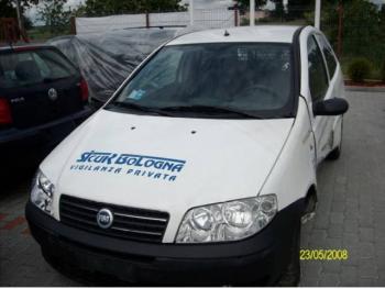 imagine dezmembrez-Fiat-Punto-avariat-8699.htm