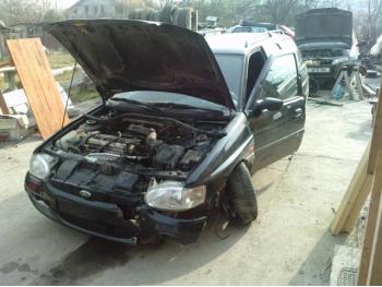 dezmembrez-Ford-Escort-avariat-12873.htm imagine dezmembrez-Ford-Escort-avariat-12873.htm
