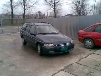 dezmembrez-Ford-Escort-avariat-21799.htm imagine dezmembrez-Ford-Escort-avariat-21799.htm