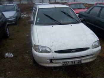 dezmembrez-Ford-Escort-avariat-900.htm imagine dezmembrez-Ford-Escort-avariat-900.htm