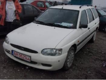 dezmembrez-Ford-Escort-avariat-9763.htm imagine dezmembrez-Ford-Escort-avariat-9763.htm