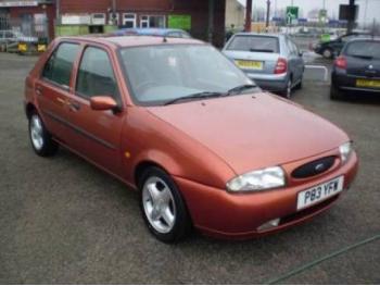 imagine dezmembrez-Ford-Fiesta-avariat-4154.htm
