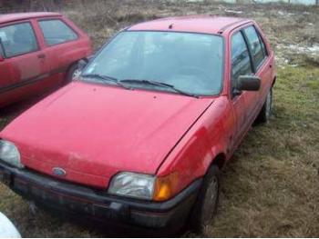 imagine dezmembrez-Ford-Fiesta-avariat-895.htm