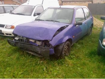 imagine dezmembrez-Ford-Fiesta-avariat-9410.htm