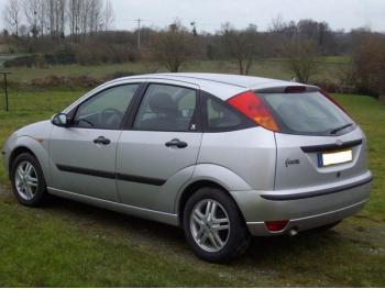 dezmembrez-Ford-Focus-avariat-21167.htm imagine dezmembrez-Ford-Focus-avariat-21167.htm