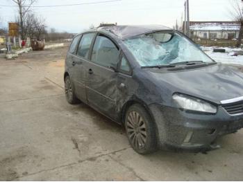 imagine dezmembrez-Ford-FocusC-Max-avariat-3970.htm