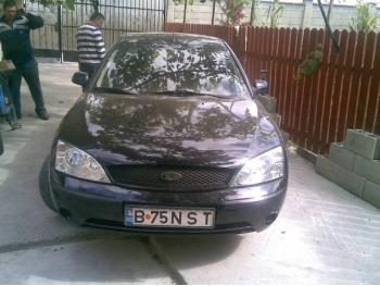 imagine dezmembrez-Ford-Mondeo-avariat-12244.htm