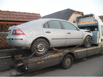imagine dezmembrez-Ford-Mondeo-avariat-27873.htm