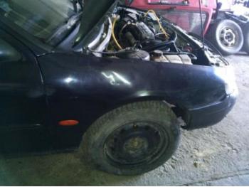 imagine dezmembrez-Ford-Mondeo-avariat-28917.htm