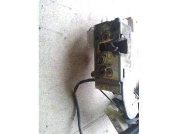 imagine dezmembrez-Ford-Mondeo-avariat-28931.htm