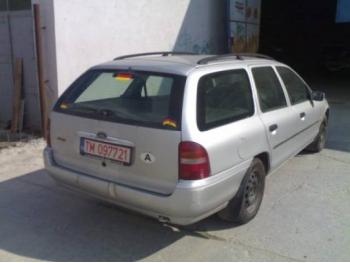 imagine dezmembrez-Ford-Mondeo-avariat-2956.htm
