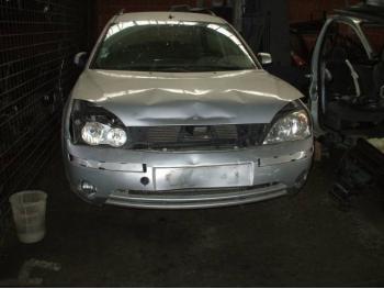 imagine dezmembrez-Ford-Mondeo-avariat-3183.htm