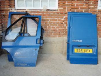 dezmembrez-Ford-Transit-avariat-1826.htm imagine dezmembrez-Ford-Transit-avariat-1826.htm