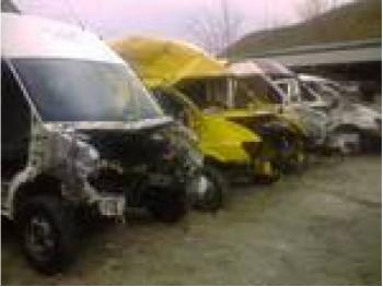 dezmembrez-Ford-Transit-avariat-9738.htm imagine dezmembrez-Ford-Transit-avariat-9738.htm