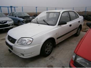 dezmembrez-Hyundai-Accent-avariat-16432.htm imagine dezmembrez-Hyundai-Accent-avariat-16432.htm