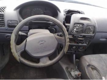 dezmembrez-Hyundai-Accent-avariat-9692.htm imagine dezmembrez-Hyundai-Accent-avariat-9692.htm