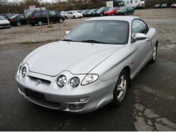 imagine dezmembrez-Hyundai-Coupe-avariat-15293.htm