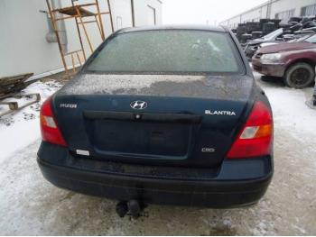 imagine dezmembrez-Hyundai-Elantra-avariat-14068.htm