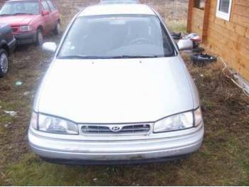 imagine dezmembrez-Hyundai-Lantra-avariat-902.htm