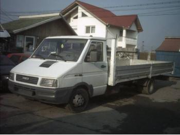 imagine dezmembrez-Iveco-35-avariat-55.htm