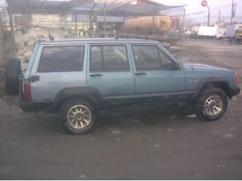 imagine dezmembrez-Jeep-Cherokee-avariat-750.htm