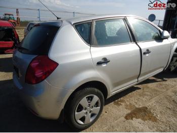 imagine dezmembrez-Kia-Ceed-avariat-16121.htm