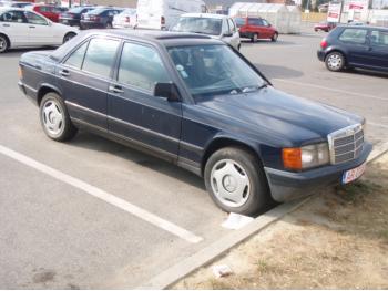 dezmembrez-Mercedes-190-avariat-15795.htm imagine dezmembrez-Mercedes-190-avariat-15795.htm