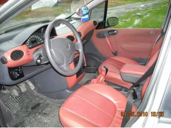imagine dezmembrez-Mercedes-A170-avariat-3175.htm