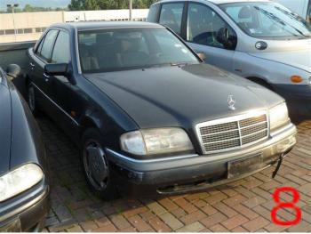imagine dezmembrez-Mercedes-C200-avariat-12080.htm