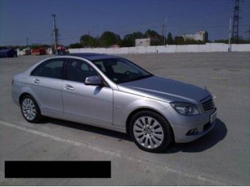 imagine dezmembrez-Mercedes-C220-avariat-11357.htm