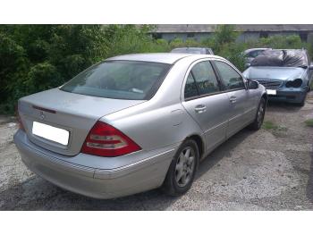 dezmembrez-Mercedes-C220-avariat-25653.htm imagine dezmembrez-Mercedes-C220-avariat-25653.htm