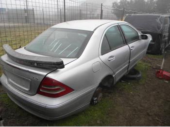 dezmembrez-Mercedes-C220-avariat-3833.htm imagine dezmembrez-Mercedes-C220-avariat-3833.htm