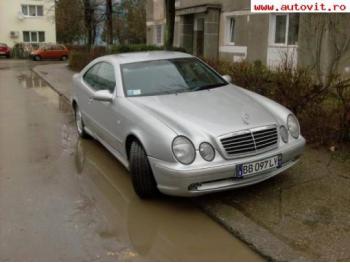 imagine dezmembrez-Mercedes-CLK320-avariat-1004.htm