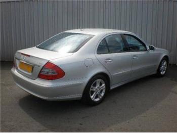 dezmembrez-Mercedes-E220-avariat-10135.htm imagine dezmembrez-Mercedes-E220-avariat-10135.htm