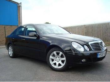 imagine dezmembrez-Mercedes-E220-avariat-10256.htm