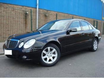 imagine dezmembrez-Mercedes-E220-avariat-10257.htm