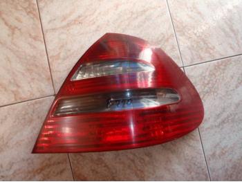 dezmembrez-Mercedes-E220-avariat-10693.htm imagine dezmembrez-Mercedes-E220-avariat-10693.htm