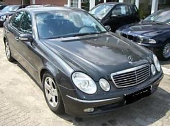 dezmembrez-Mercedes-E270-avariat-1286.htm imagine dezmembrez-Mercedes-E270-avariat-1286.htm