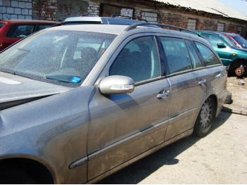 dezmembrez-Mercedes-E270-avariat-27354.htm imagine dezmembrez-Mercedes-E270-avariat-27354.htm