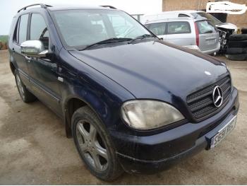 imagine dezmembrez-Mercedes-ML320-avariat-18338.htm