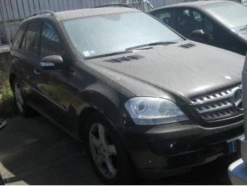imagine dezmembrez-Mercedes-ML320-avariat-22185.htm
