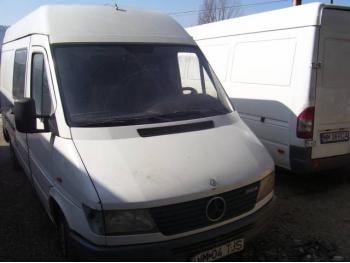 dezmembrez-Mercedes-SPRINTER-avariat-13802.htm imagine dezmembrez-Mercedes-SPRINTER-avariat-13802.htm