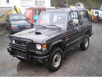 dezmembrez-Mitsubishi-Pajero-avariat-100.htm imagine dezmembrez-Mitsubishi-Pajero-avariat-100.htm