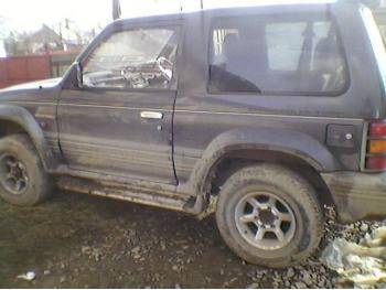 dezmembrez-Mitsubishi-Pajero-avariat-1941.htm imagine dezmembrez-Mitsubishi-Pajero-avariat-1941.htm